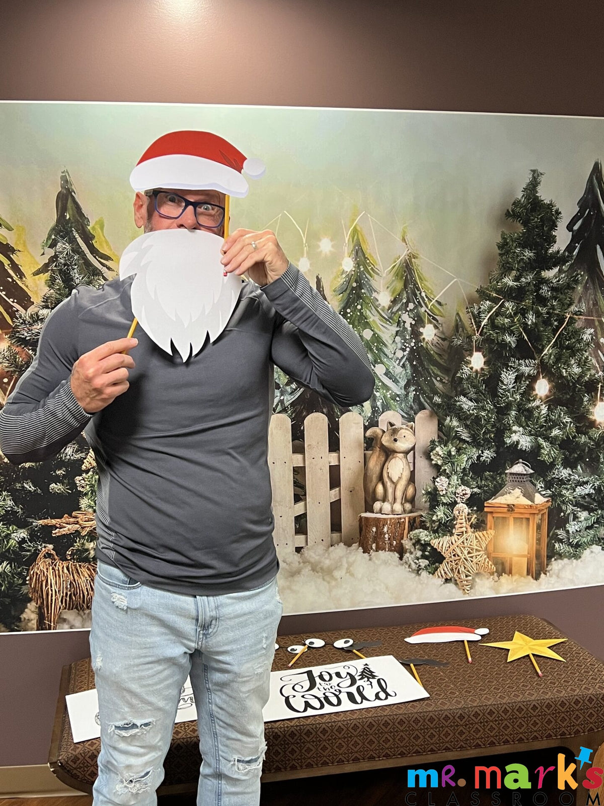 FREE Christmas Props and Signs image 3