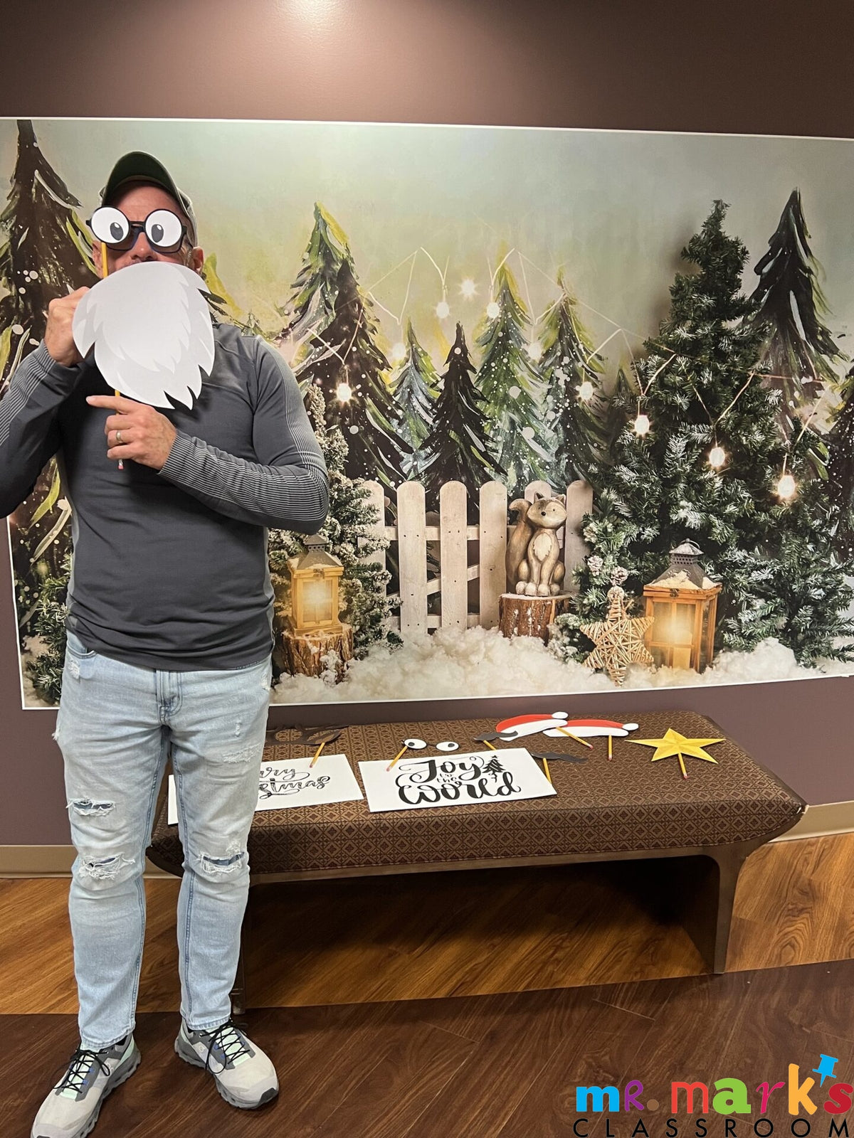 FREE Christmas Props and Signs image 2